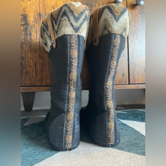 Sorel Joan of Arctic knit boot - Women’s 8 - Picture 8 of 10